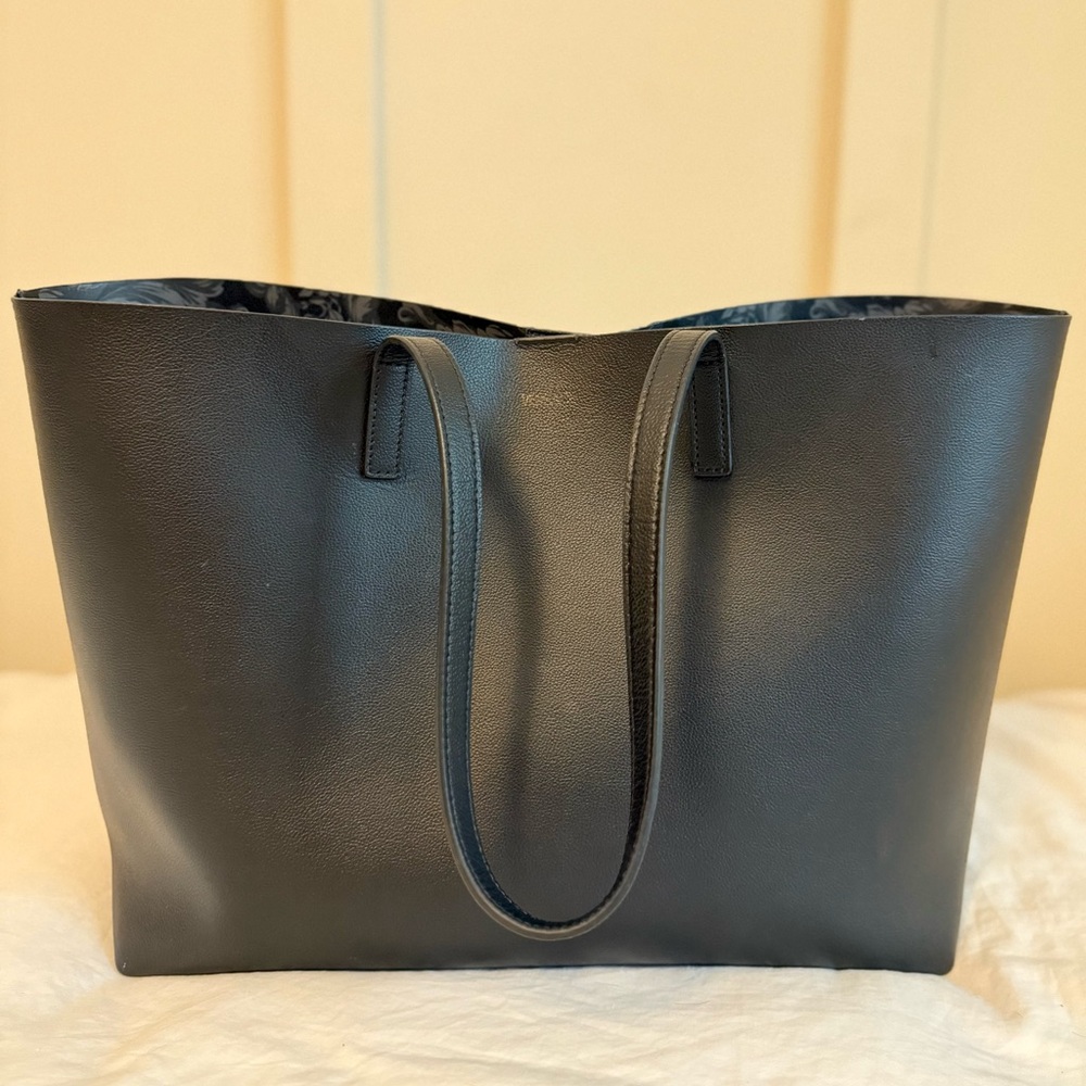 Elegant Black Tote Bag
